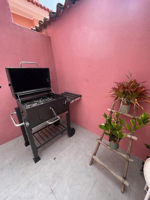 Appartement Luxury Artistic Digital Nomad Getaway W/ Terrace à Lisboa Extérieur photo