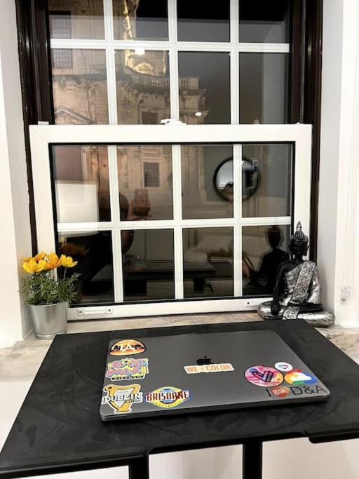 Appartement Luxury Artistic Digital Nomad Getaway W/ Terrace à Lisboa Extérieur photo