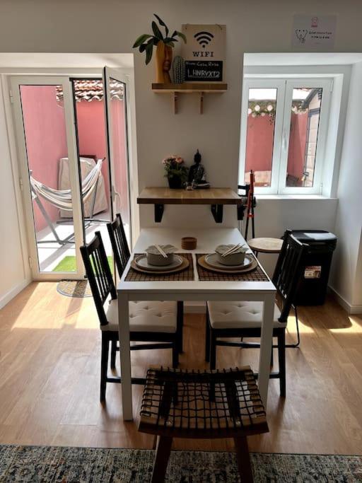 Appartement Luxury Artistic Digital Nomad Getaway W/ Terrace à Lisboa Extérieur photo