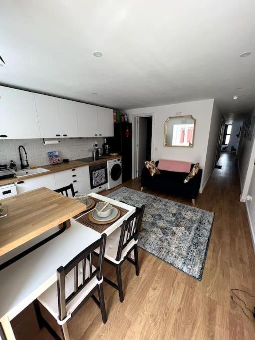 Appartement Luxury Artistic Digital Nomad Getaway W/ Terrace à Lisboa Extérieur photo